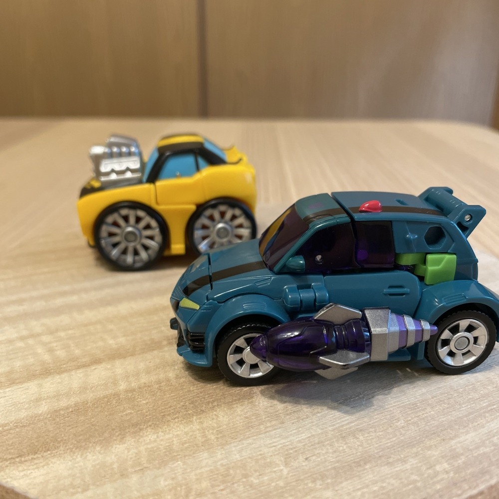 Transformers Lot 2 Bumblebee Rescue Bots Flip Racers + Takara Tomy Waspinator